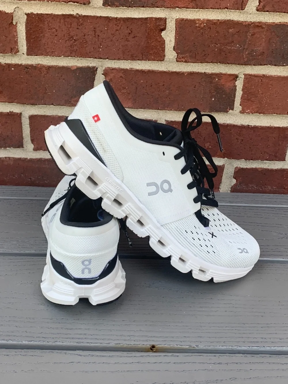 On Running Cloud X3 Sneakers